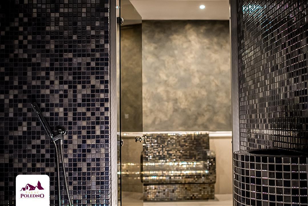 Hotel Palac Poledno Екстериор снимка