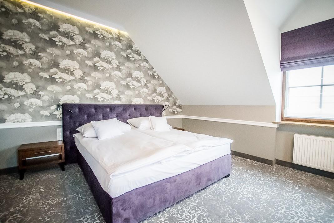 Hotel Palac Poledno Екстериор снимка
